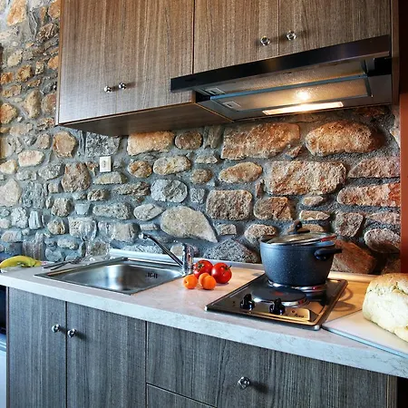 Lithos Maisonette Дом отдыха *