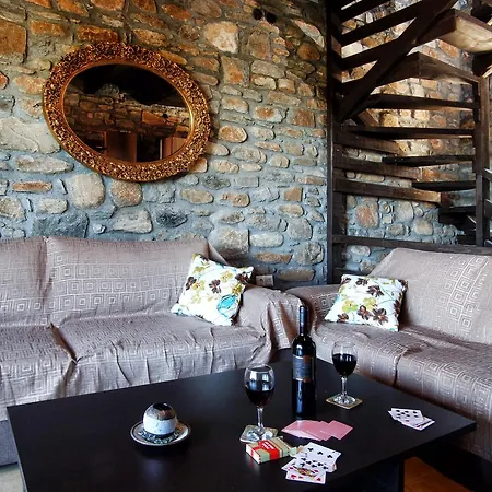 Lithos Maisonette