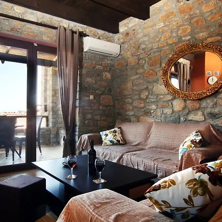 Lithos Maisonette * Палеон-Цифликион