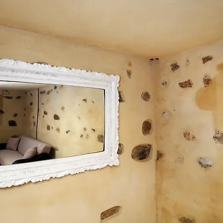 Дом отдыха Lithos Maisonette